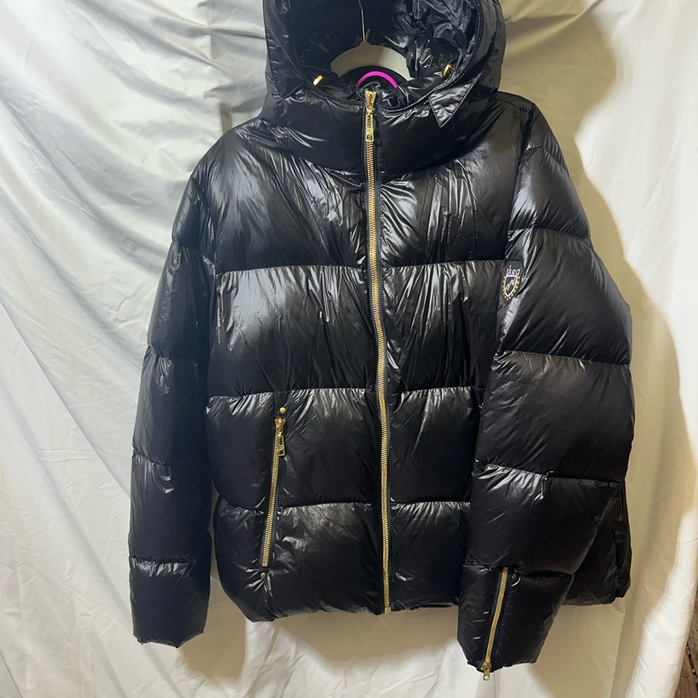 SKEA  Black Puffer Jacket with Gold Accents